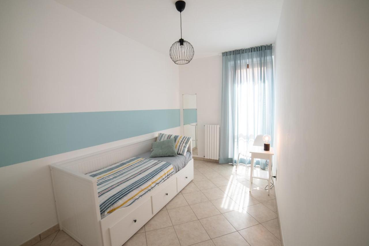 La Perla Blu Apartment ปอร์โต ซันเตลปีดิโอ ภายนอก รูปภาพ