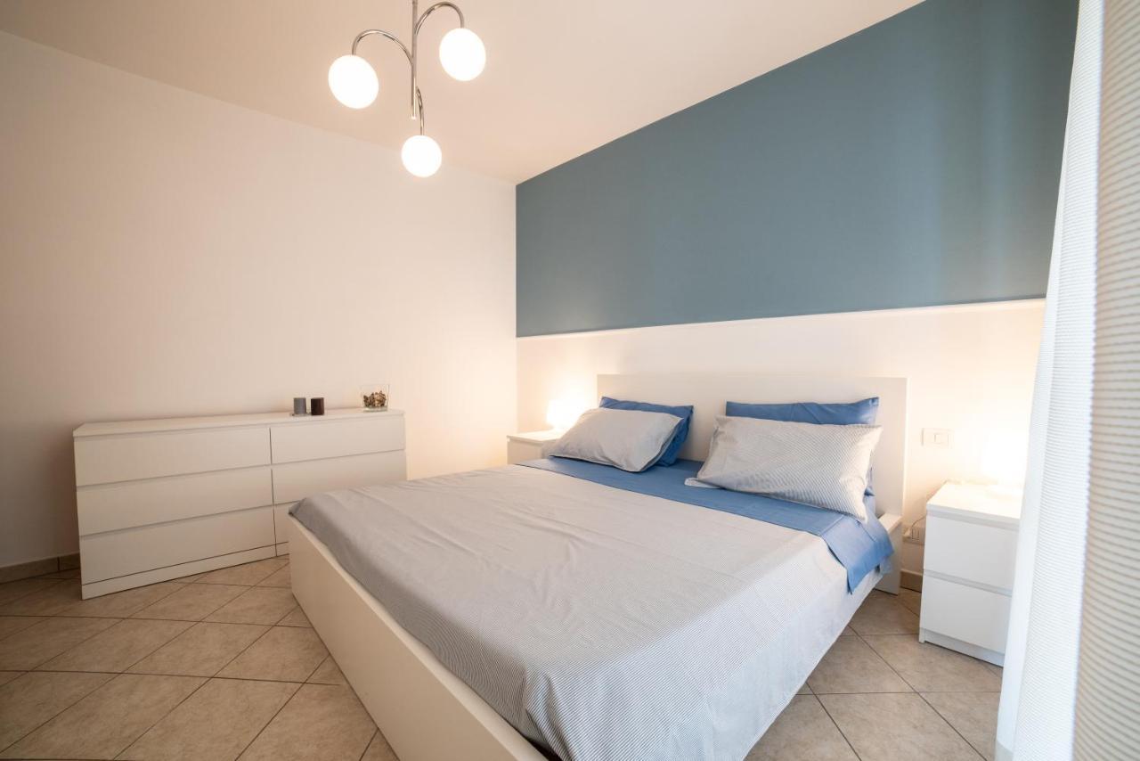 La Perla Blu Apartment ปอร์โต ซันเตลปีดิโอ ภายนอก รูปภาพ