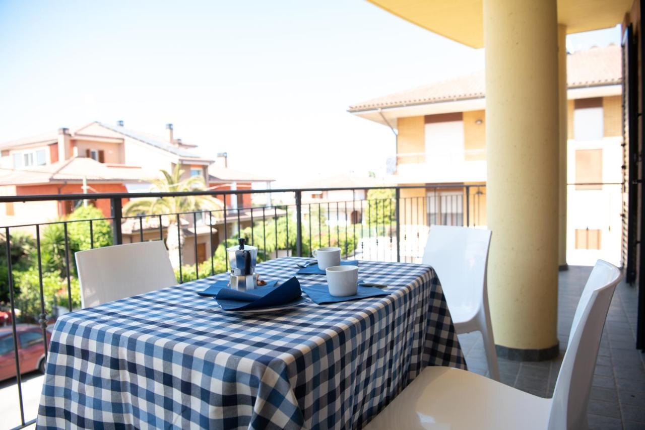 La Perla Blu Apartment ปอร์โต ซันเตลปีดิโอ ภายนอก รูปภาพ